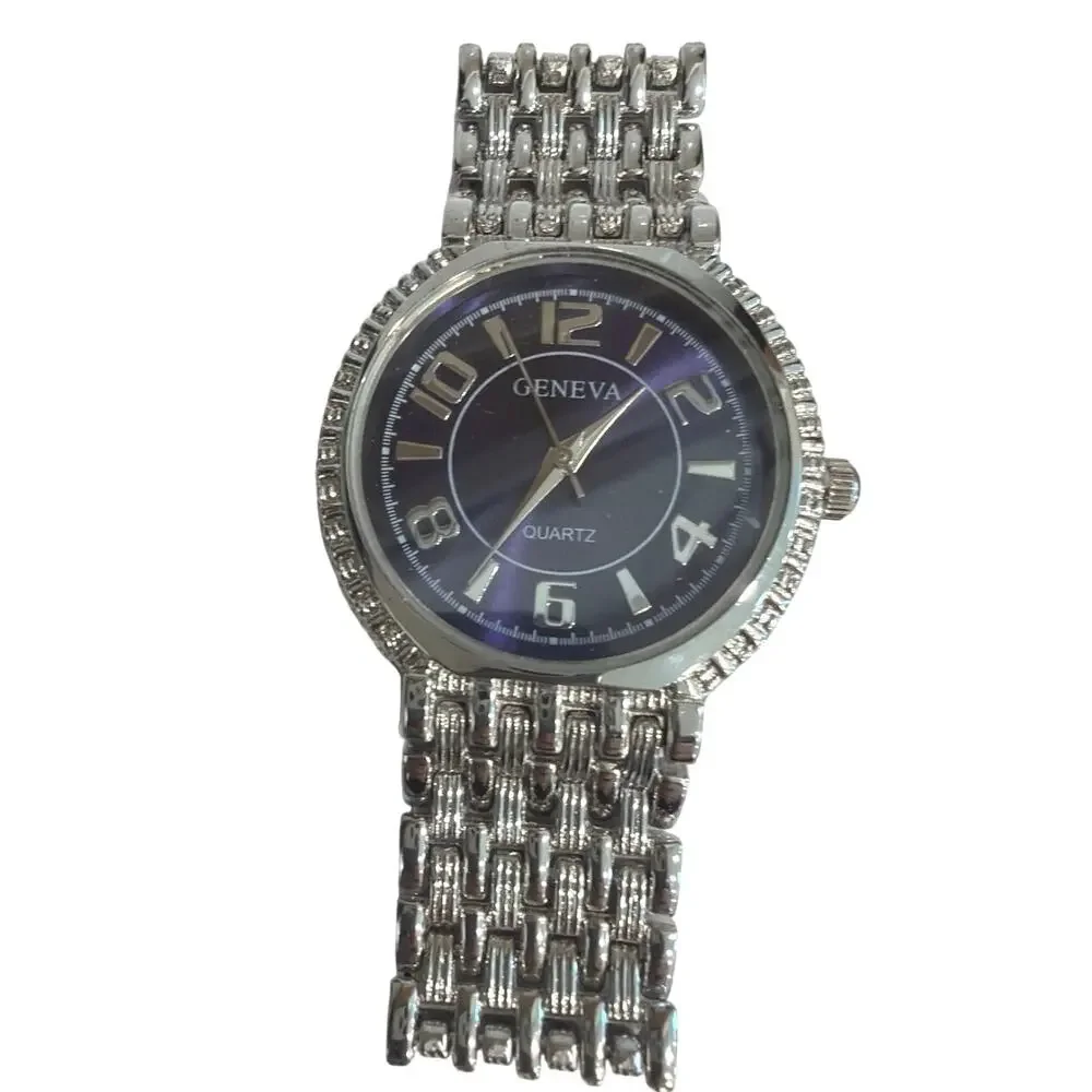 New vintage Geneva Classic Collection watch silver tone
